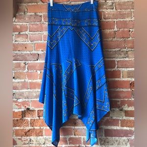 Ganni blue patterned handkerchief hem midi skirt (Size US XS, EU 34)